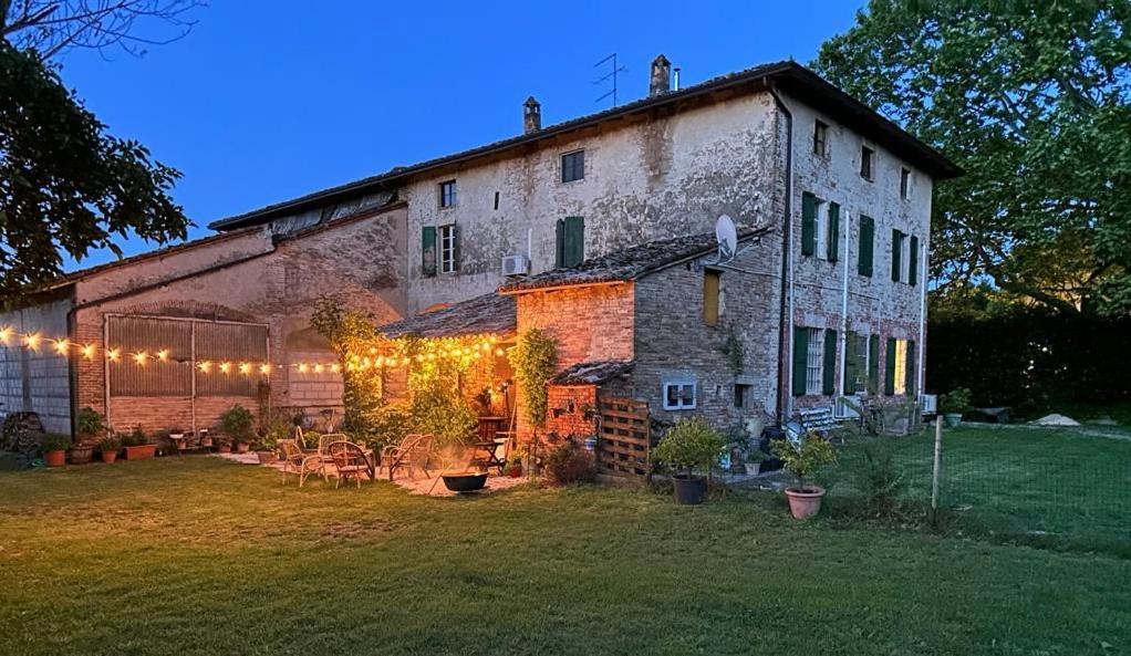 B&B Ostria Vento Medesano Exterior photo
